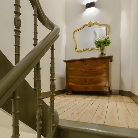 Our Bird's Nest In The Heart Of Guest house Antwerp